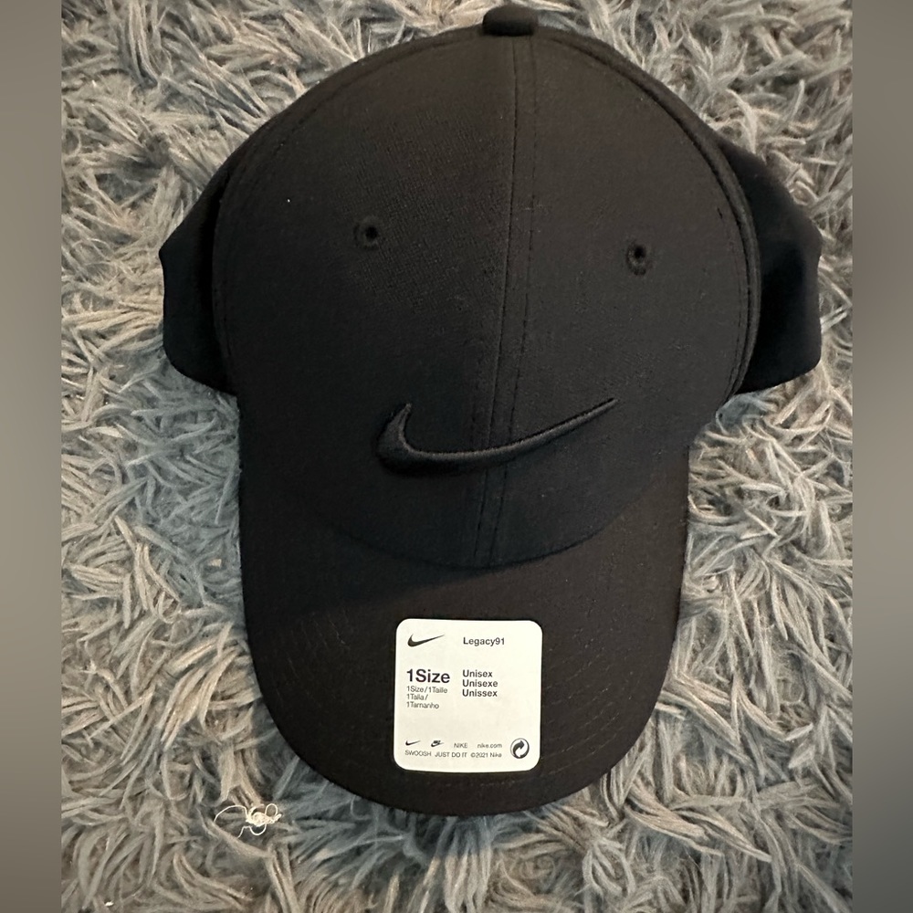 Nike Black hat